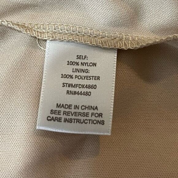 New Women Large Cream Lace Mini Dress Sleeveless Love Fire New - Picture 9 of 13